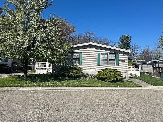 Preview of property located at 230 Shoreline Dr W