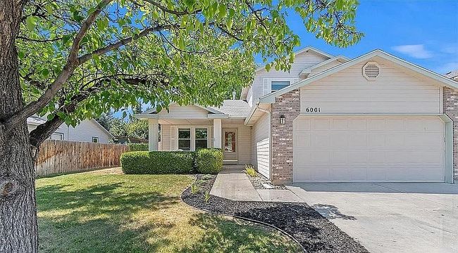 Additional photo 1 of property located at 6001 S Sweet Gum Way