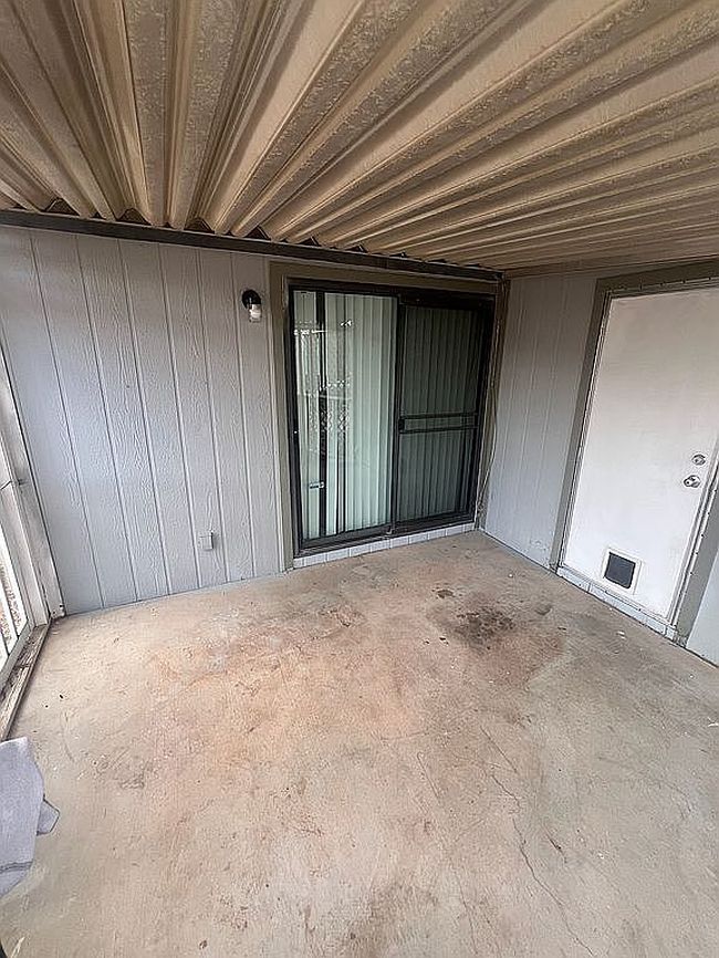 Additional photo 3 of property located at 12721 W Greenway Rd Lot 119