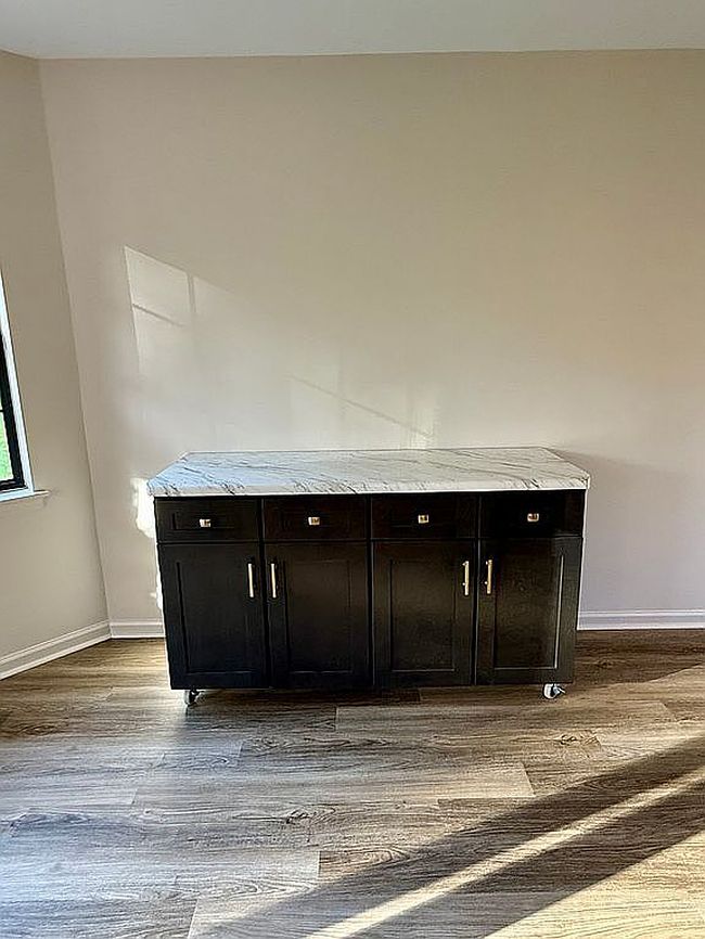 Image of 404 Ann Ln