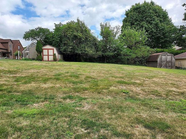 Photo of 824 Elmer St, Ambridge, PA