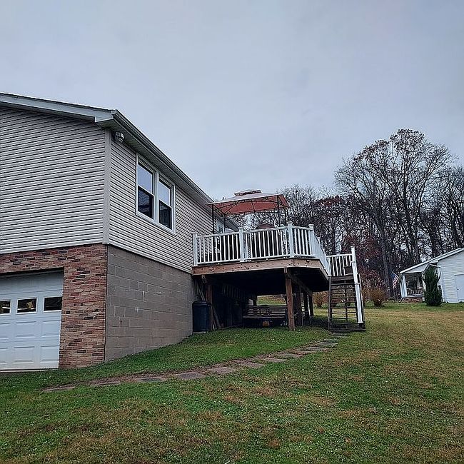 Additional photo 2 of property located at 307 Peaceful Valley Rd
