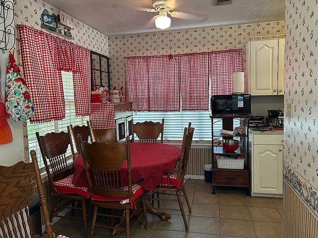 Photo of 913 S Home St, Corrigan, TX