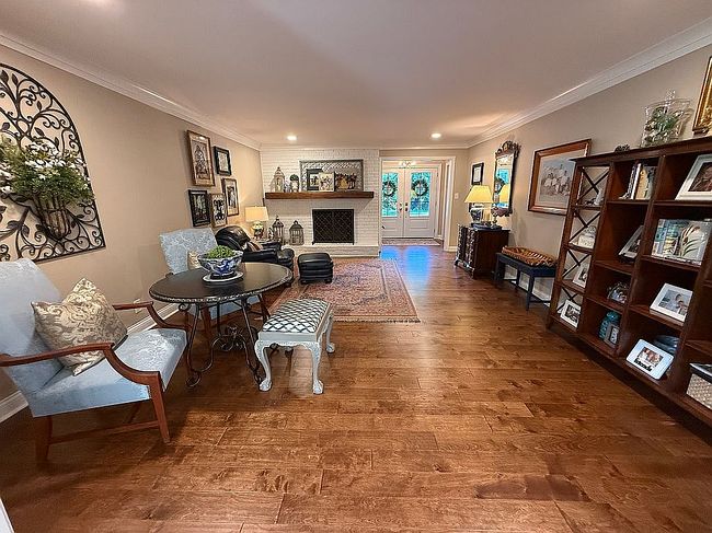 Additional photo 2 of property located at 3529 Salisbury Dr