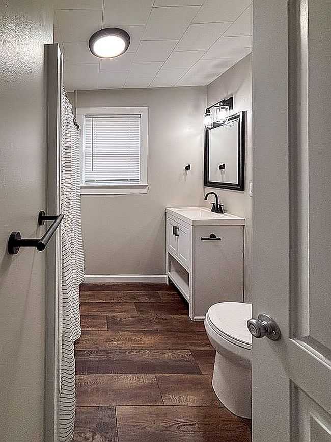 Image of 407 Center St