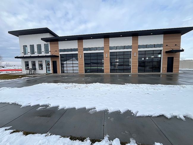 Image of 1015 N Highway 16