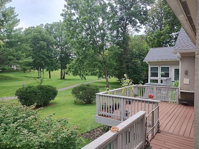 Photo of 49 S Tamarac Dr, Shepherdstown, WV