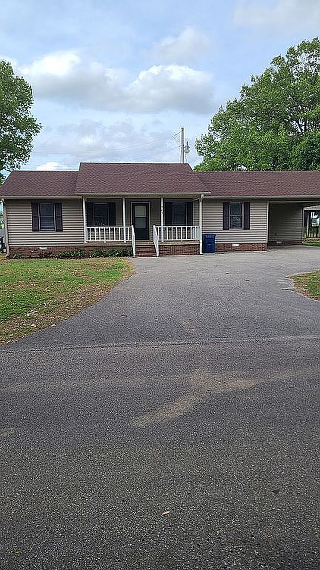 Image of 365 Carter St