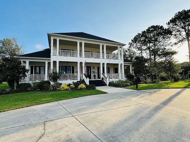 Photo of 2317 Beach Blvd, Pascagoula, MS