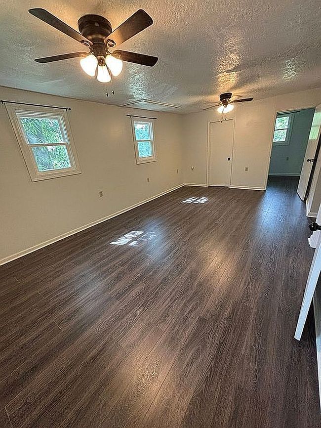 Image of 211 S Meridian Dr