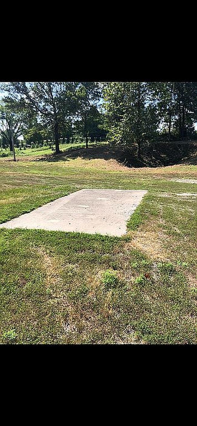 88 Wildwood Dr, Carbondale, IL