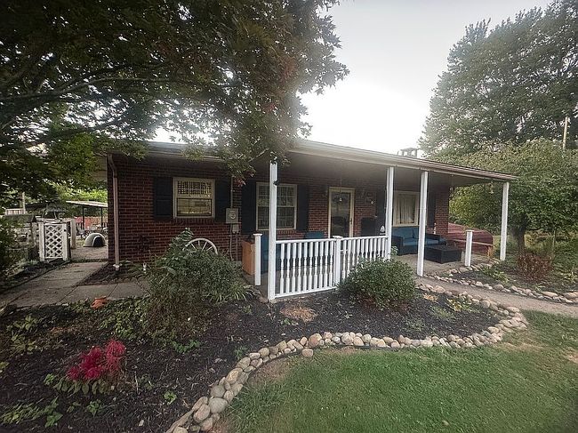 Photo of 1498 Township Road 428