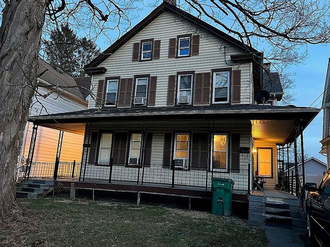 Image of 105 & 109 E Broad St