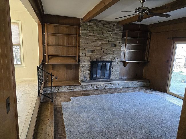 Image of 119 S Dogwood St