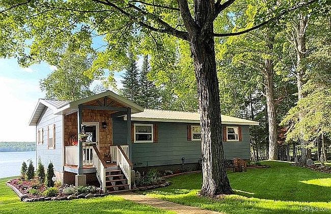 Image of 13818 Bayview Dr