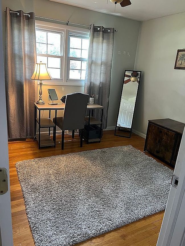 Photo of 14 Northcrest Dr, Clifton Park, NY