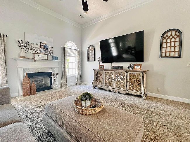Image of 637 Whitfield Walk