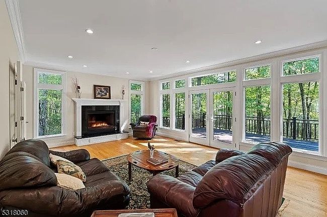 Photo of 567 River Rd, Chatham, NJ