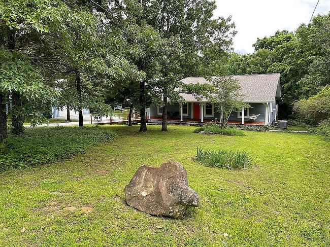 Image of 303 Lackey St
