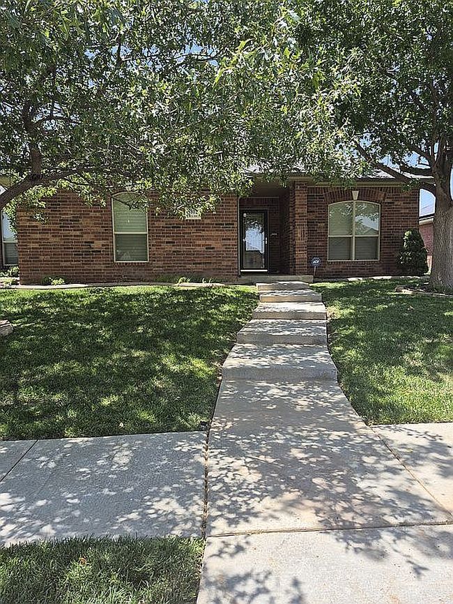 Photo of 8102 Littlerock Dr, Amarillo, TX