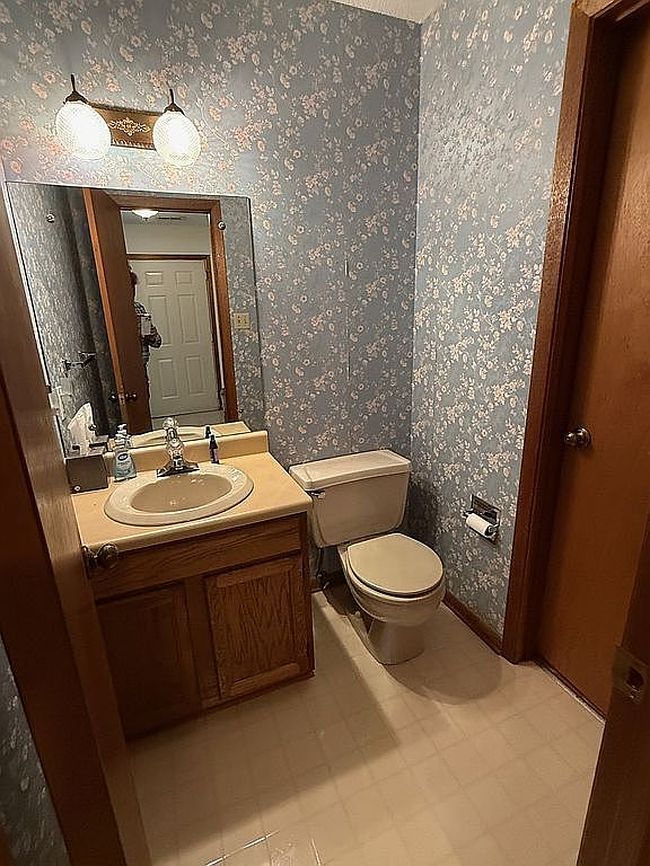 Photo of 8600 Olde Colony Trl Apt 122, Knoxville, TN