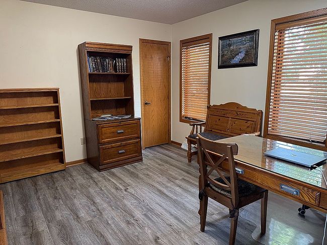 Photo of 2505 Country Club Dr Ne, Willmar, MN