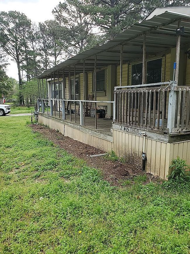 20415 Pine Dr, Chandler, TX