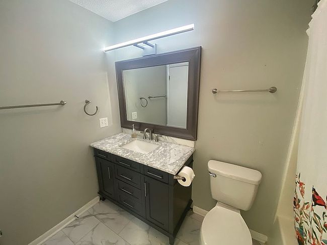 Photo of 1063 Rosedale Dr, Rockingham, VA