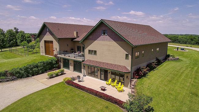 Photo of 2218 Harpers Highlands Ln, Harpers Ferry, IA
