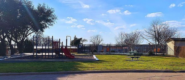 Photo of 617 Holfords Prairie Rd Trailer 1072, Lewisville, TX