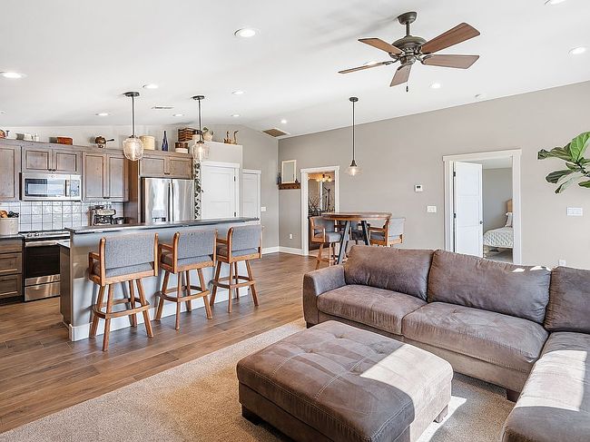 Additional photo 3 of property located at 26235 Road U Sw