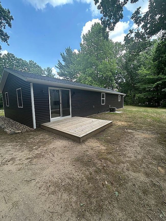 Photo of 10805 W Dickerson Lake Rd, Gowen, MI