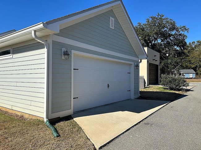 Image of 1743 Brush Hill Rd