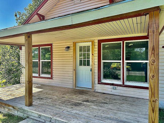 Photo of 1203 Thompson St, Bridgeport, TX