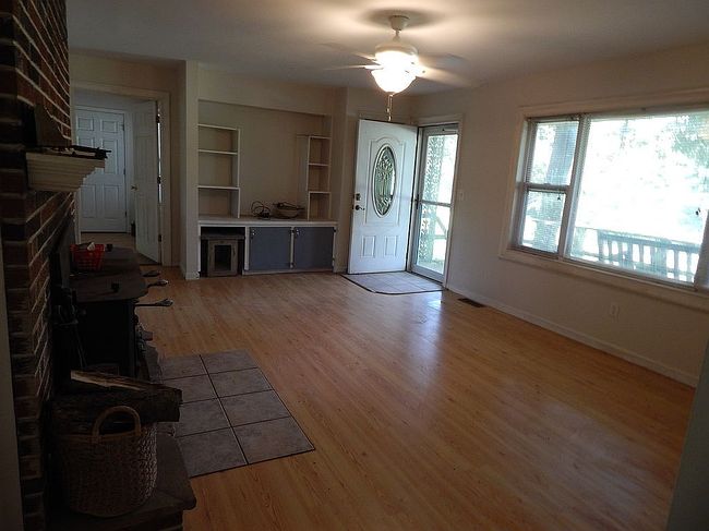 Photo of 22 Ilene Dr, Cleveland, GA