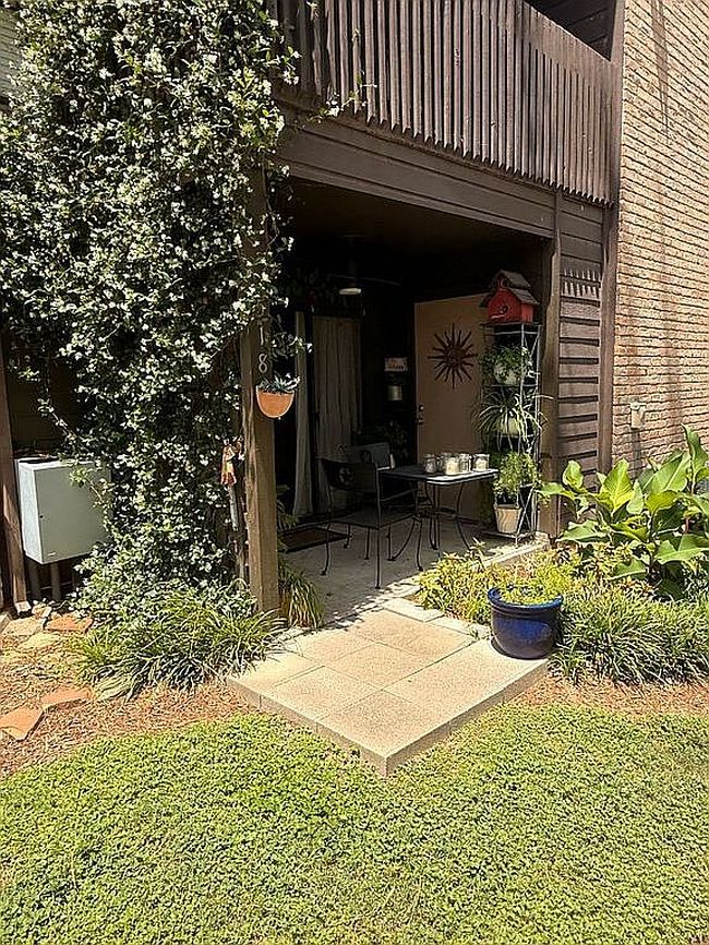 Additional photo 3 of property located at 12755 Mill Ridge Dr #518