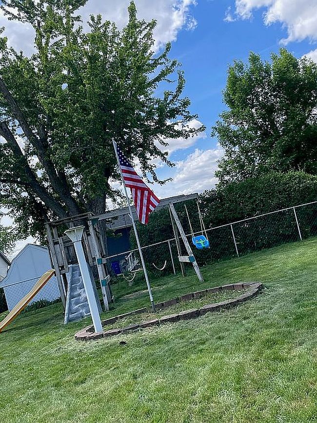 Image of 72 Fleetwood Rd Nw