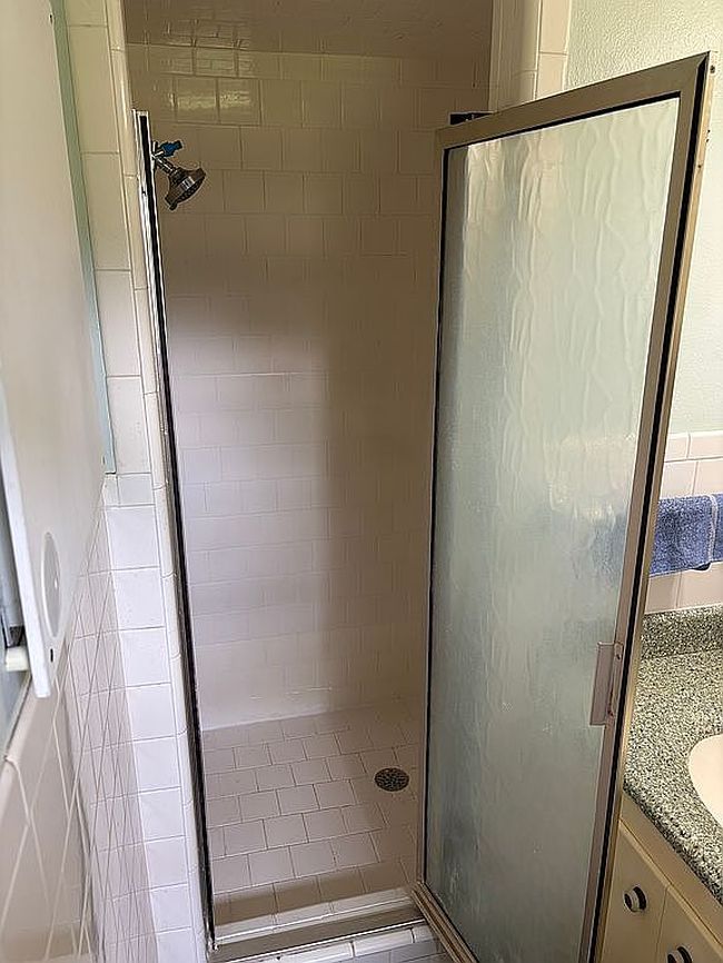 Image of 219 Meadow Ln