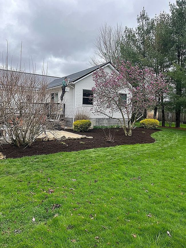 Image of 3433 Eagle Creek Rd