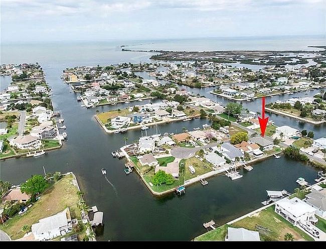 Image of 4396 5th Isle Dr