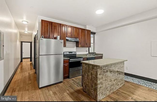 Additional photo 2 of property located at 2036 N 19th St