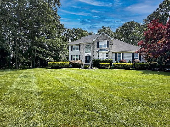 Image of 122 Erin Dr