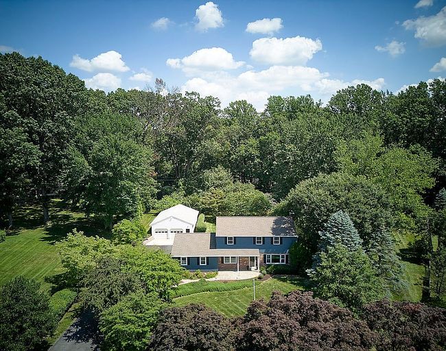 Photo of 60 Hilltop Dr, Downingtown, PA
