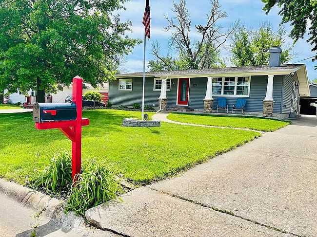 Photo of 755 Hickory Ter, Keokuk, IA