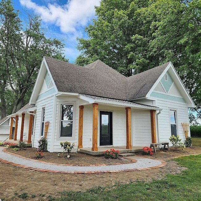 Preview of property located at 6992 W County Road 200 N