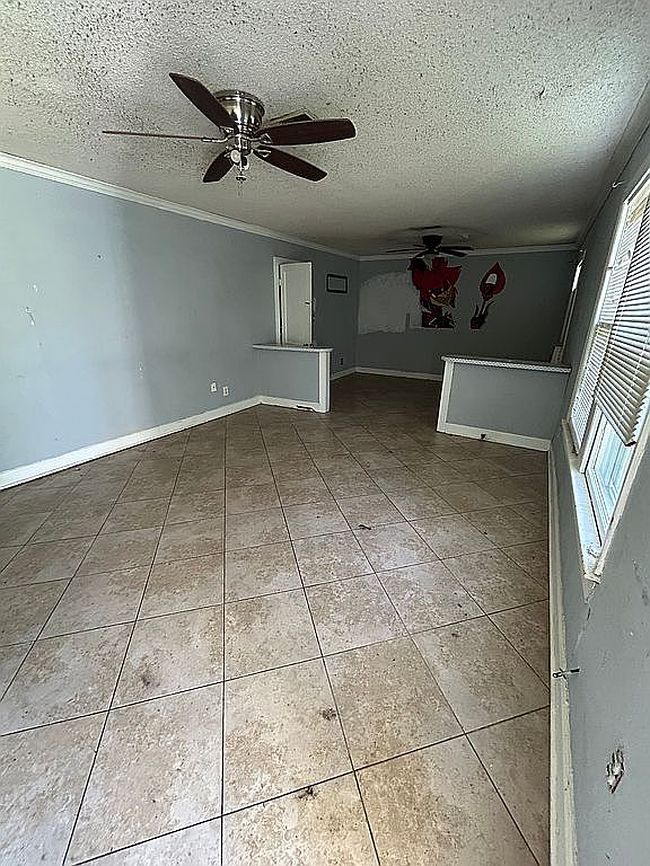 1511 E Park Ave, Victoria, TX