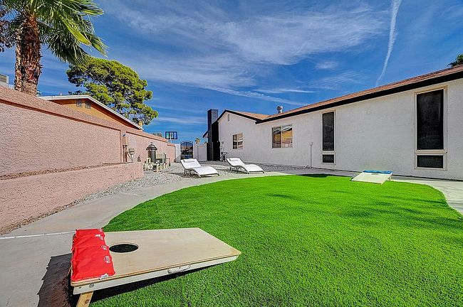 Photo of 7285 Pinebrook Cir, Las Vegas, NV
