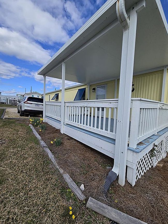 Image of 133 Mobile Dr #C