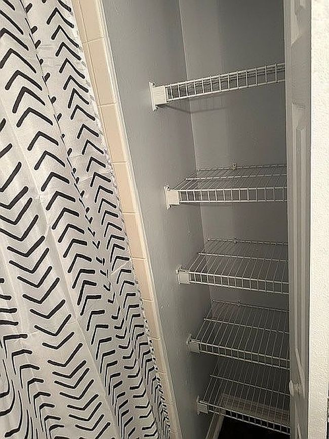 Image of 3630 Pine Oak Cir Apt 105