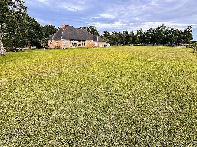 Photo of 186 Ridge Dr, Headland, AL